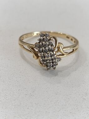 Vintage Avon 14k Gold 0.25 CTW Waterfall Diamond Cluster Ring